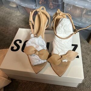 Schutz Tan Bow Pointed Toe Heels